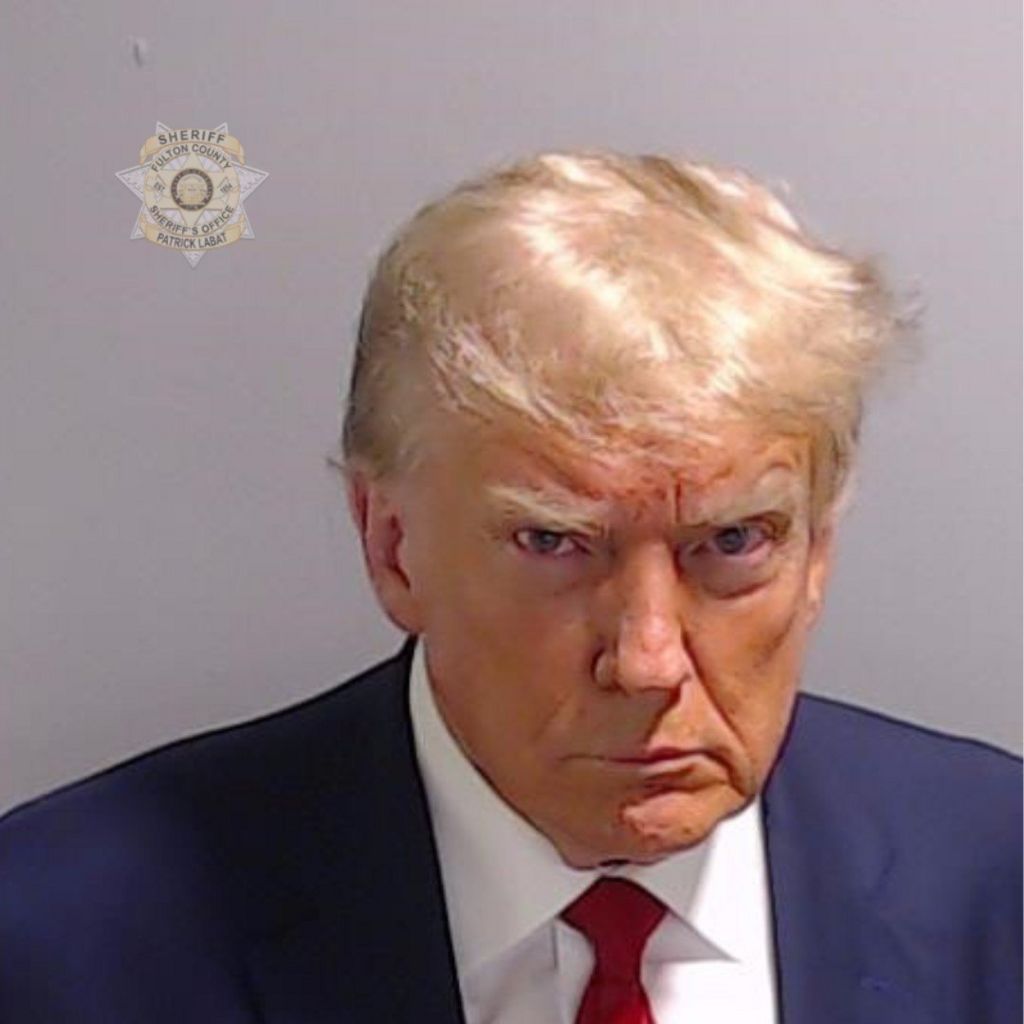 Ex President Trump Resumes Tweeting Amid Election Tampering Probe