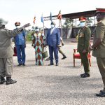 PresidentYoweriMusevenitalkstoMinisterofDefenceandotherUPDFLeadership copy 6000x4000 scaled