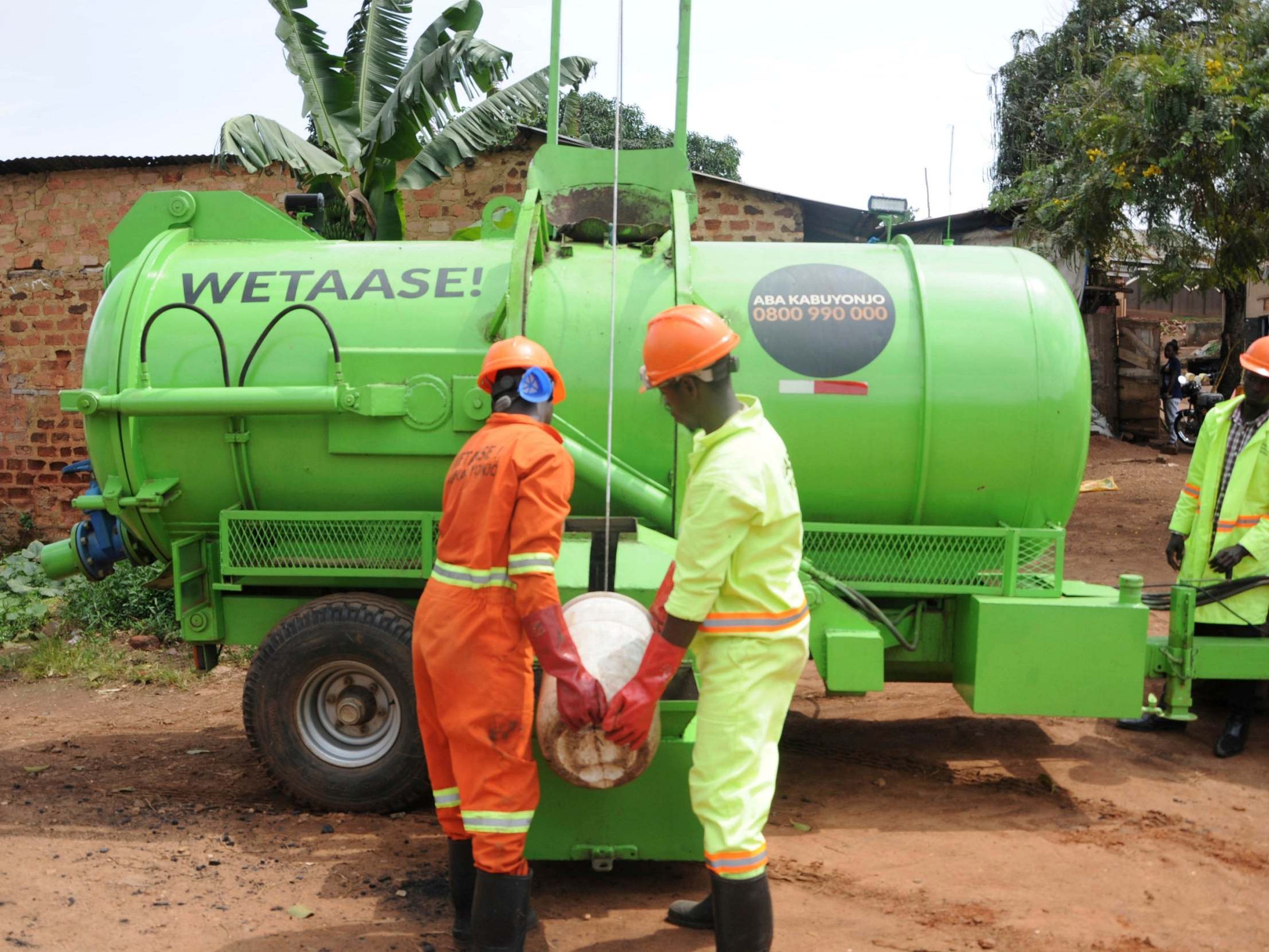 kampala mosque closed due to sewage issue