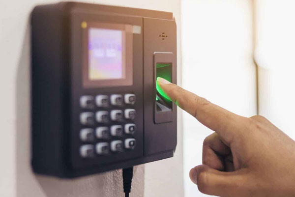 makerere university lecturers reject proposed biometric attendance system