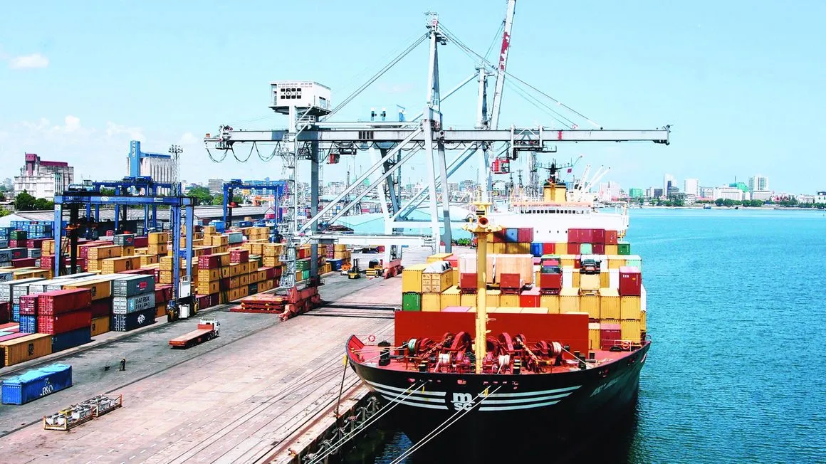 DAR PORT