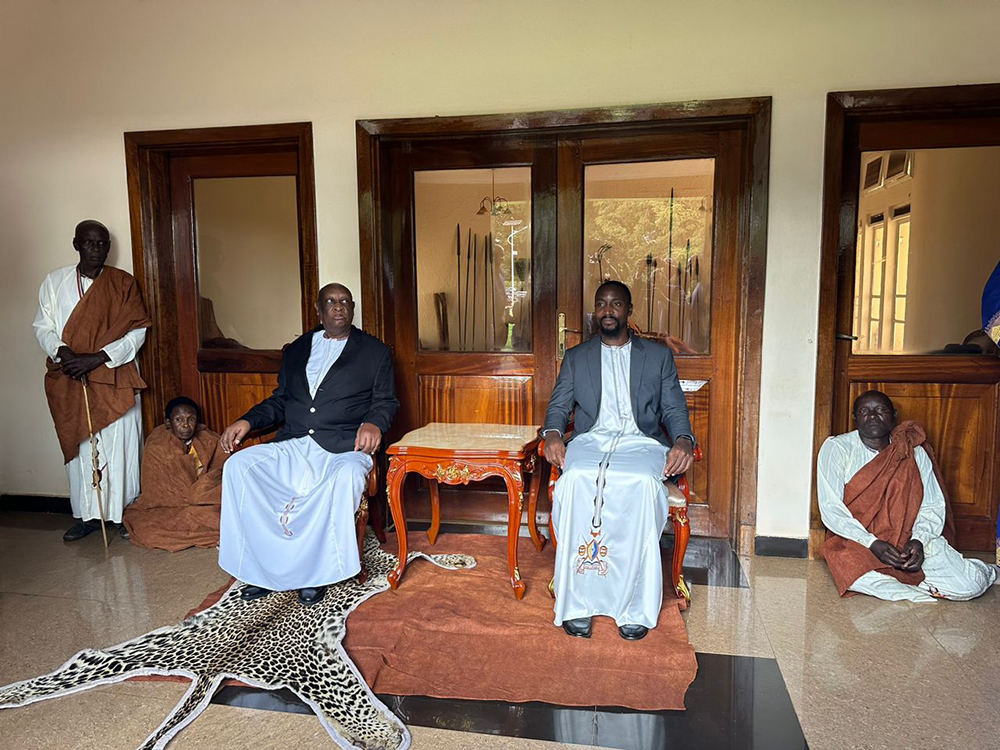 Omukama of Bunyoro kingdom hosts Kyabazinga