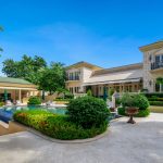 amazon founder jeff bezos makes miami his new home