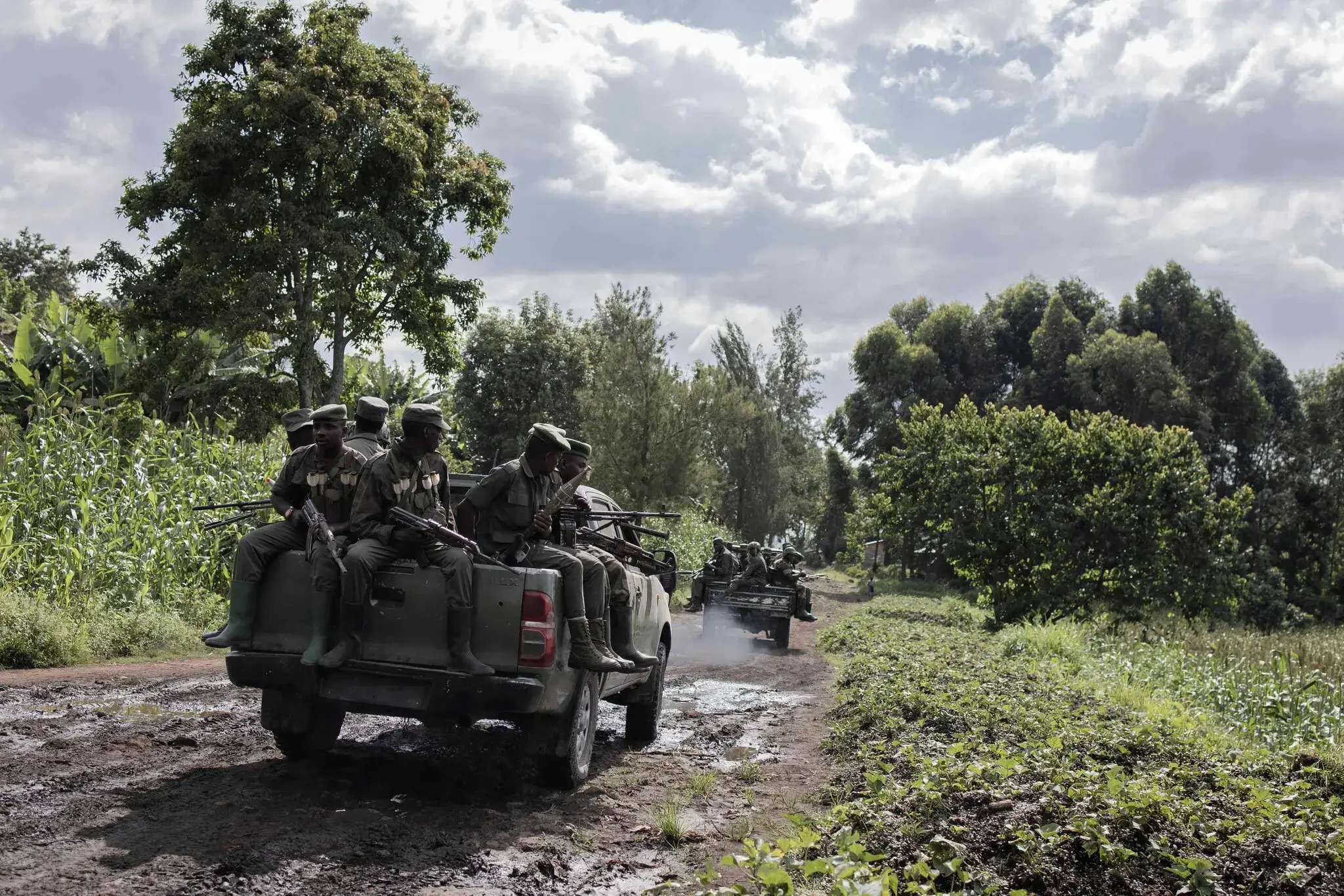 south african troops enter drc to confront m23 rebels