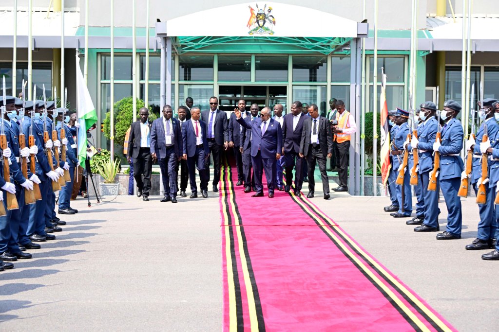 heads of state leave uganda after igad and nam meetings