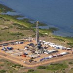 uganda selects dubai firm for 4 billion oil refinery project
