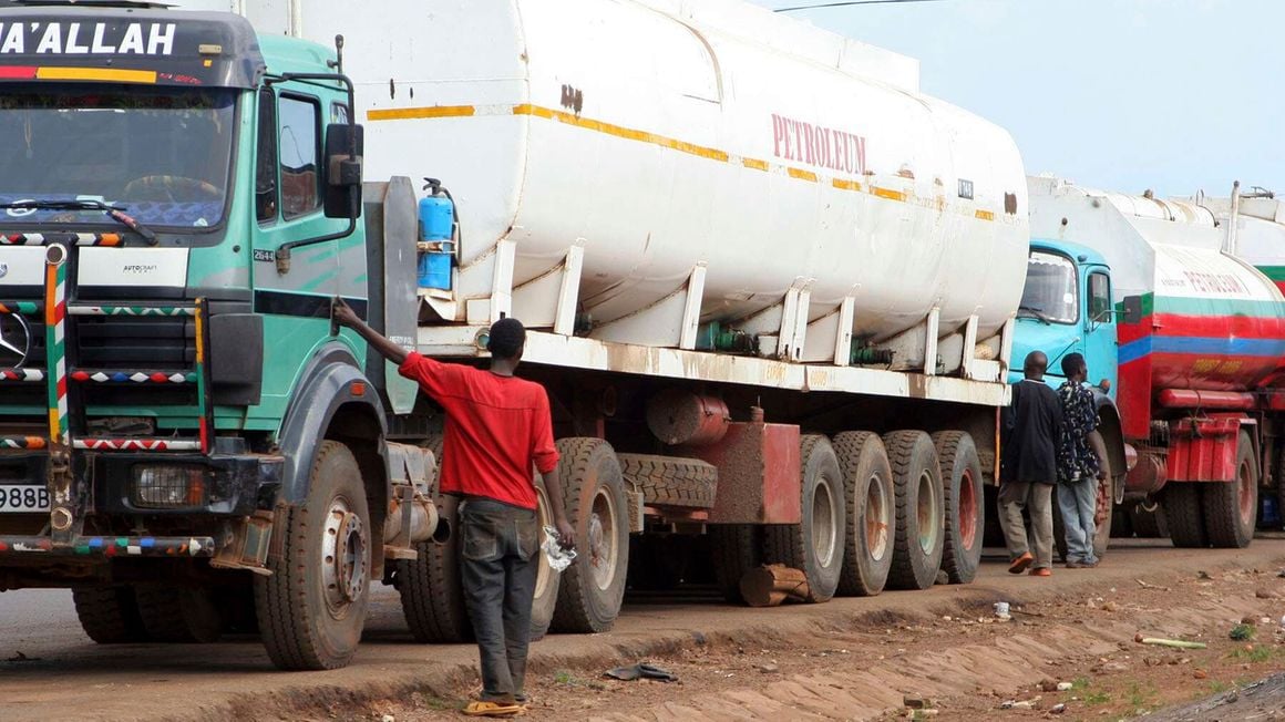 unoc monopoly delayed private firms authorized for fuel imports