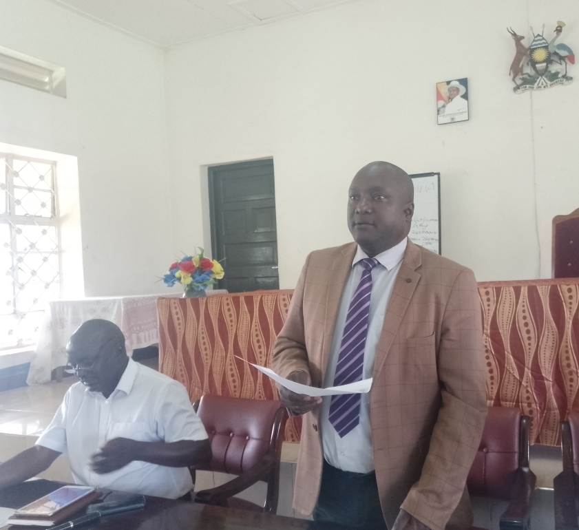 Kabale District CAO Fred Kalyesubula Adressing the Youths