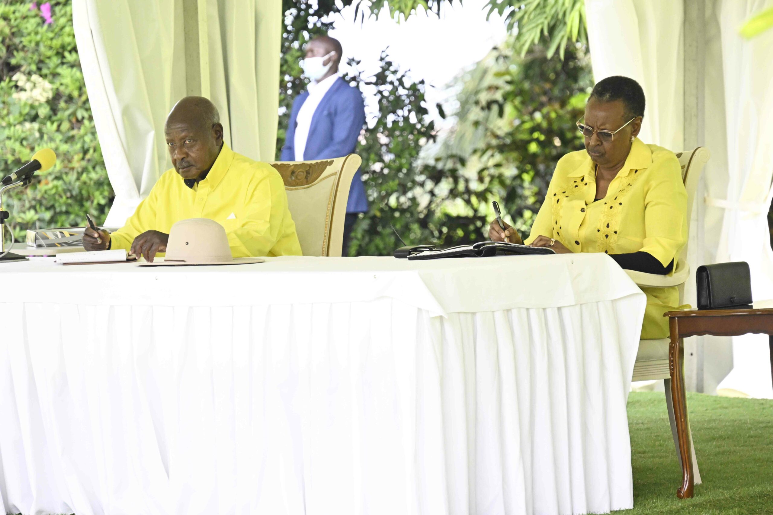 nrm caucus meets with president museveni to discuss public debt
