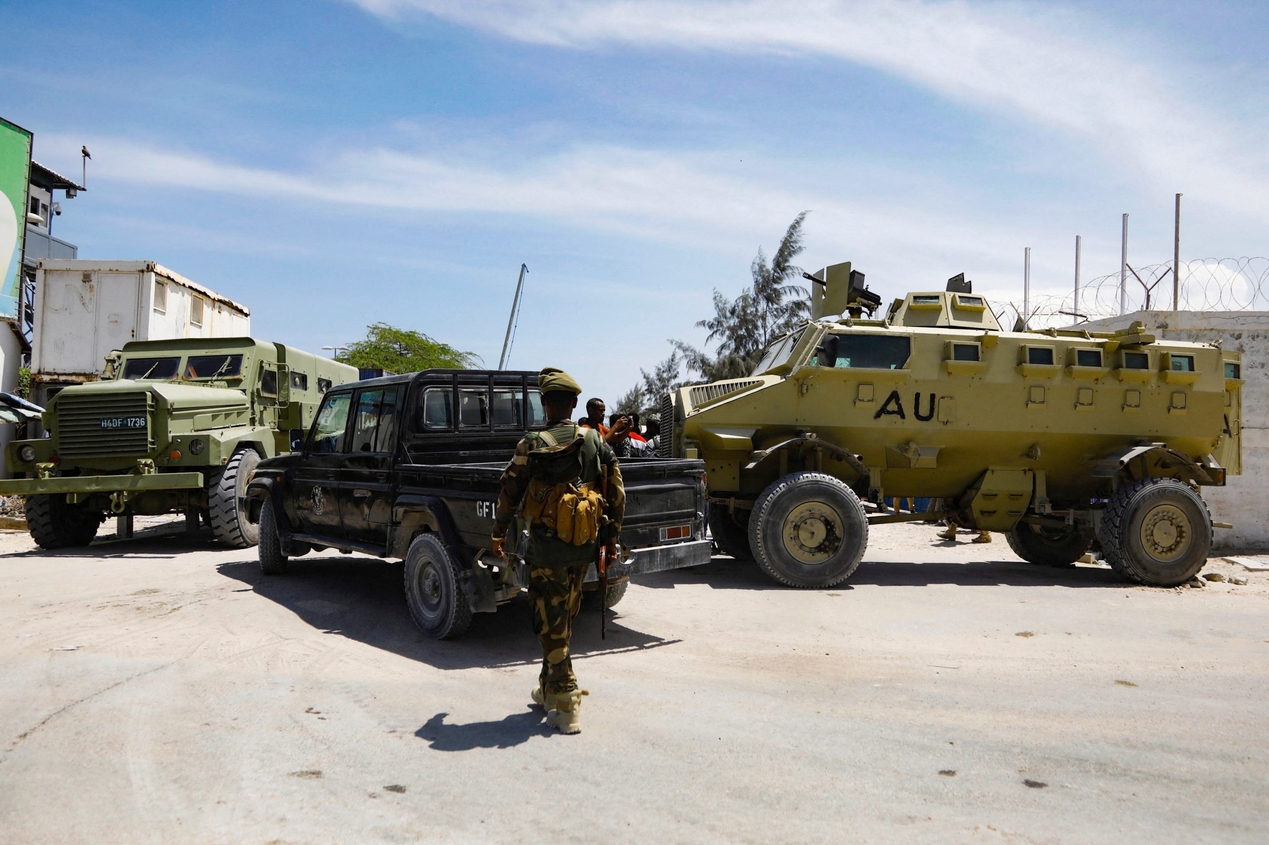 un launches capacity building program for somali security forces