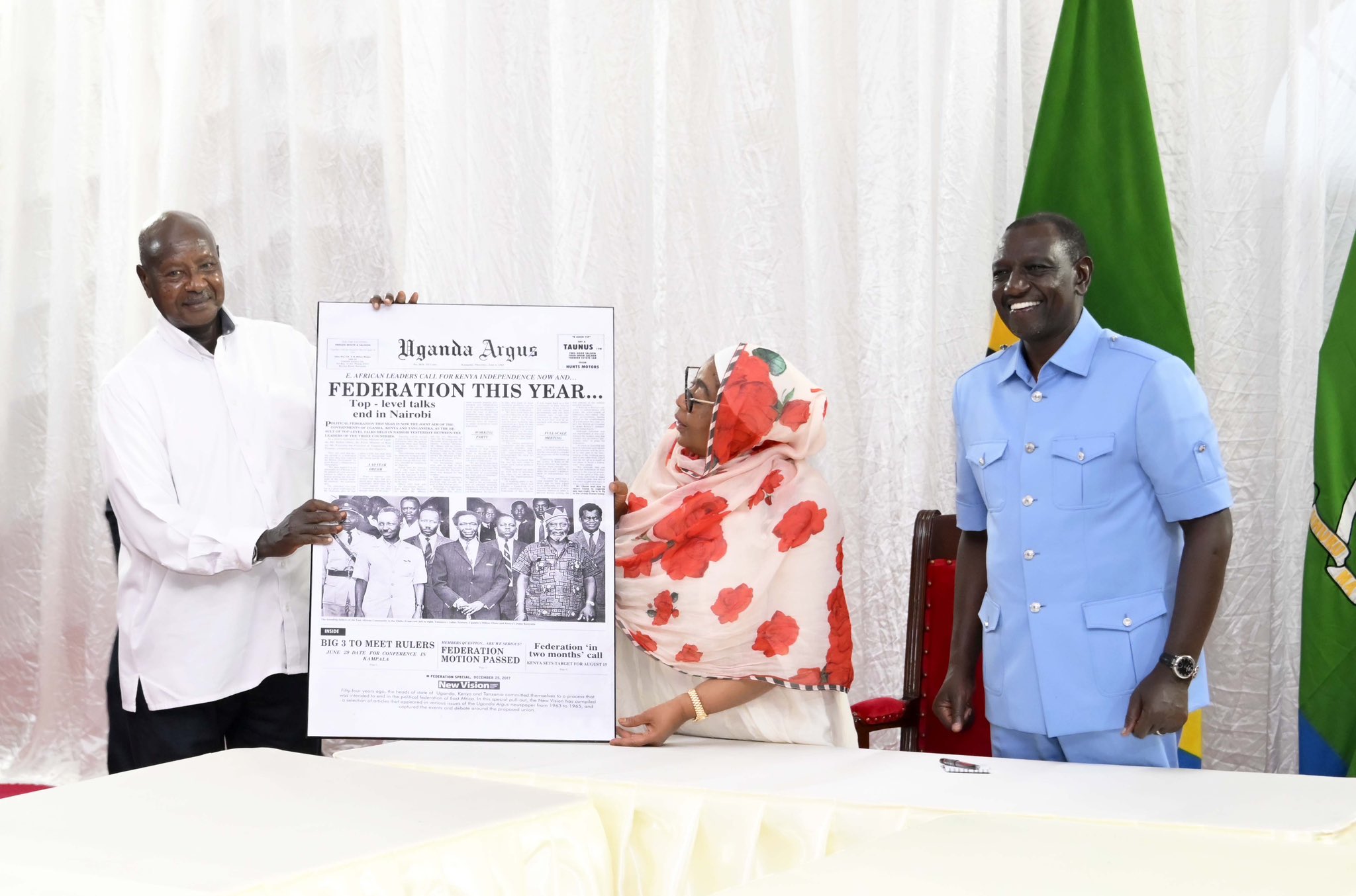 Museveni Discusses EAC Political Federation in Zanzibar