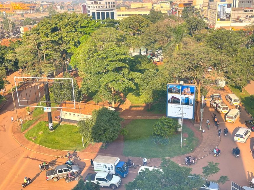 City Life Continues as Usual Despite Planned Anti-Corruption March