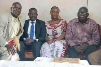 The meeting, which happened at Thebizi’s palace in Zombo district, discussed strategies for improving compliance and combating smuggling, among other things.