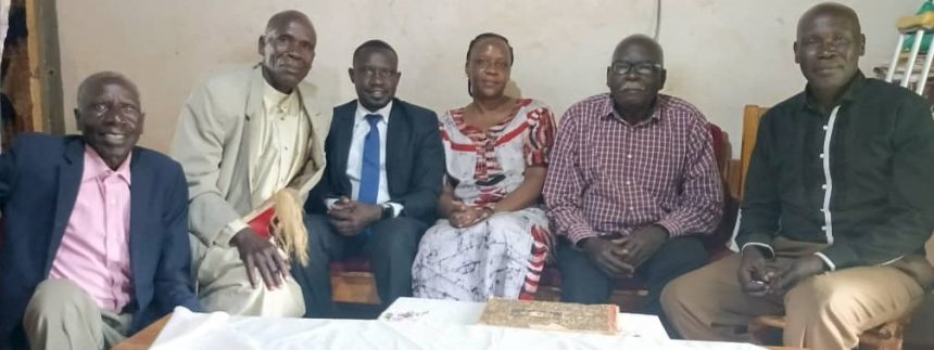 The meeting, which happened at Thebizi’s palace in Zombo district, discussed strategies for improving compliance and combating smuggling, among other things.