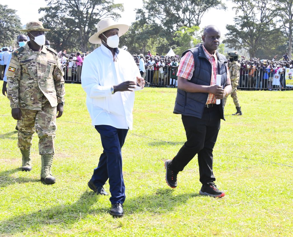 LC1 Chairpersons Beg Museveni for PDM Cash: ‘We Sign the Papers But Can’t Touch the Money’ Bunyoro