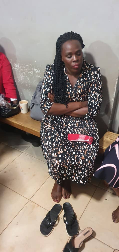 (Kampala) – An NRM Secretariat employee, Mercy Timbitwire, has been remanded to Luzira Prison after being charged with assaulting a police officer and several other offenses related to reckless driving.