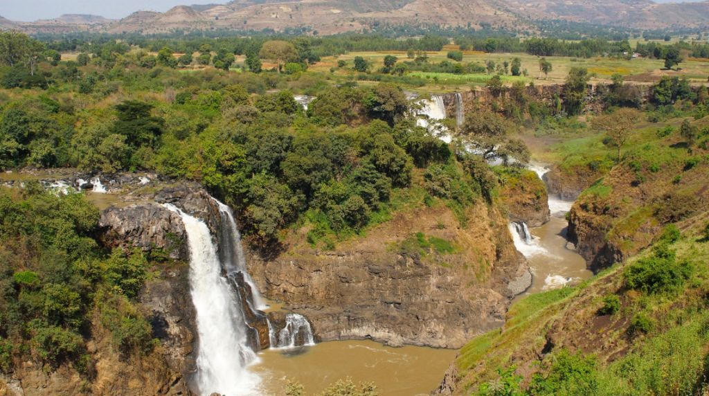 Tectonic forces in East Africa are creating the continent’s sixth ocean, a process that began millions of years ago but is accelerating due to a major geological event in 2005.