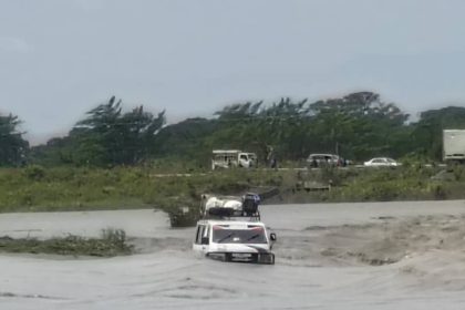Flooding at Tangi Junction has disrupted connectivity between Arua, Gulu, and Kampala, with the Uganda National Roads Authority offering alternative routes for affected travelers.