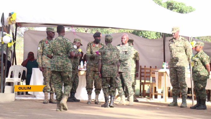 (Katakwi) - Ugandan soldiers graduating from artillery and air defense training were urged to live disciplined lives to ensure they fulfill their duty to the nation.